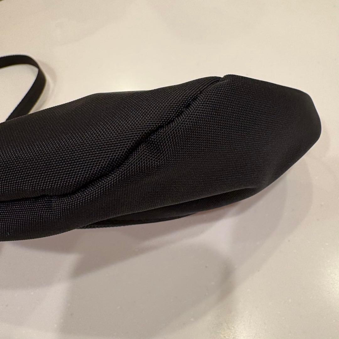 エルベシャプリエ 2851N (ナイロンショルダーバッグXS) 黒