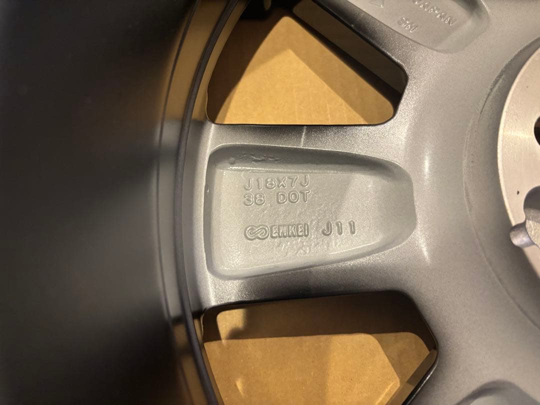 三菱 デリカD:5 純正ホイール 18インチ 1本 新車外し タイヤ無