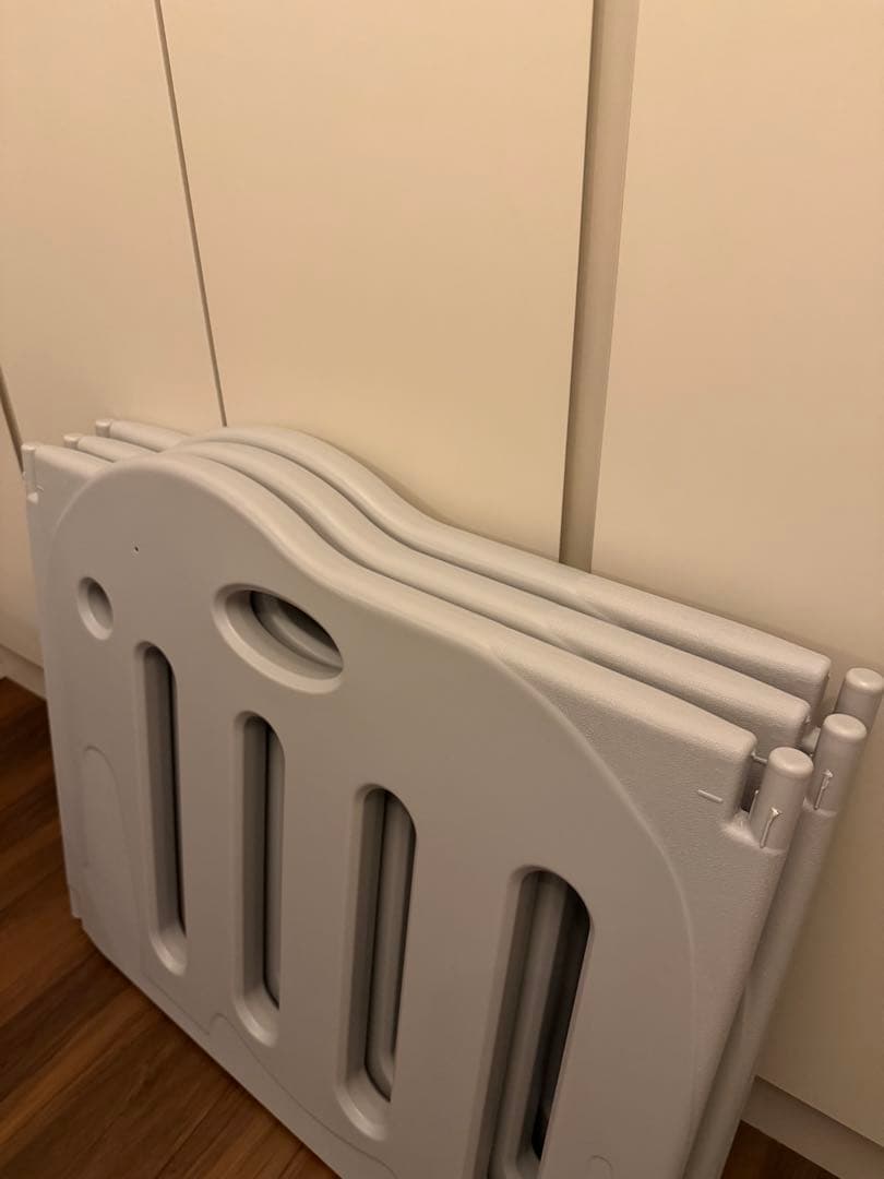 日本育児　たためるベビーサークル　pawoo　スタンド付き