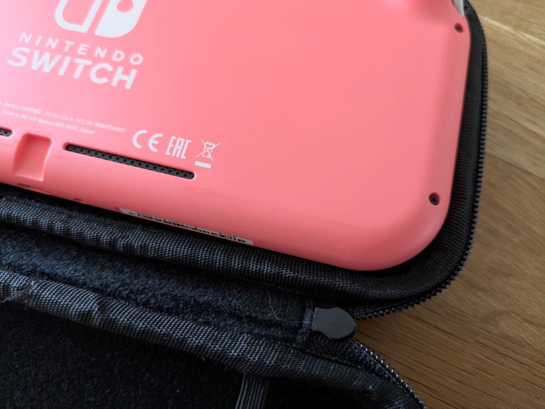 Switch Lite ピンク　本体＋ケース＋充電器付き