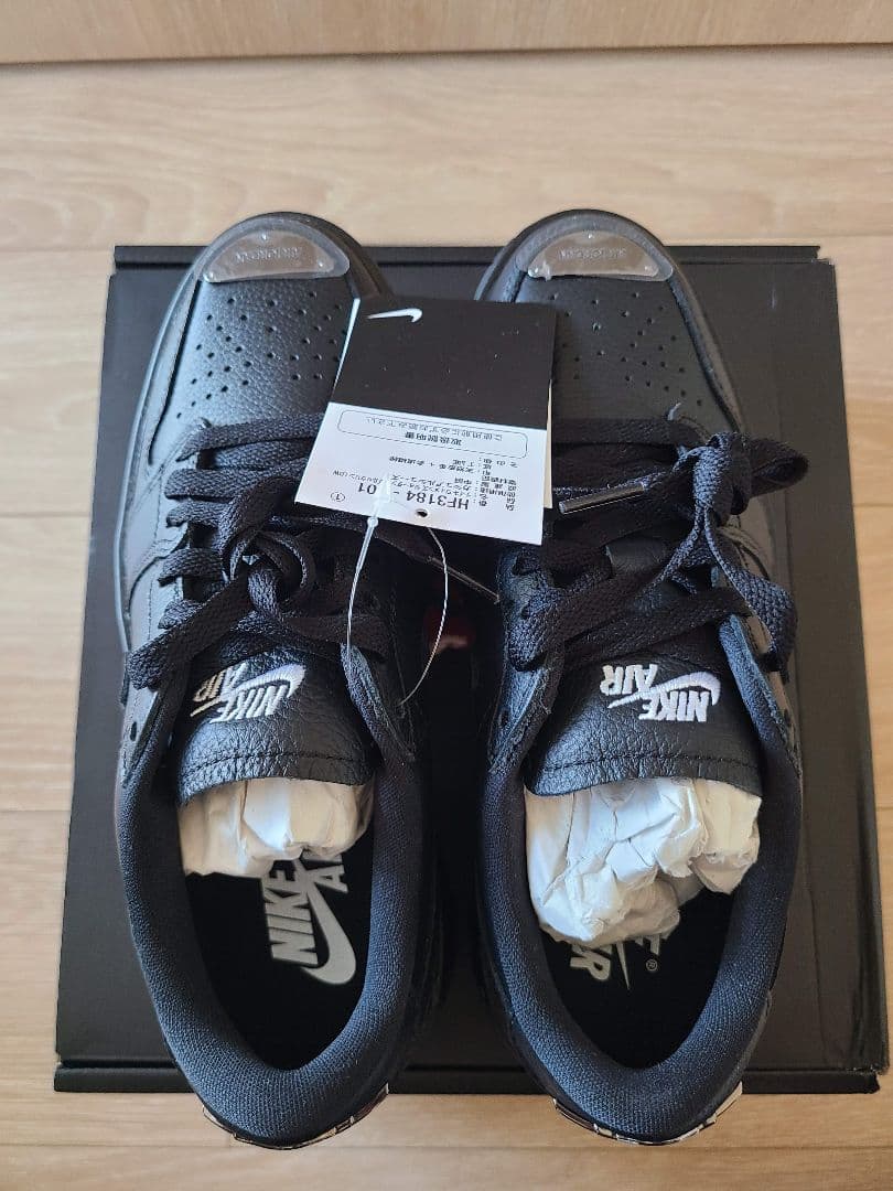 kumatan♥【新品未使用黒タグ箱付】ナイキジョーダンブルックリンLOW