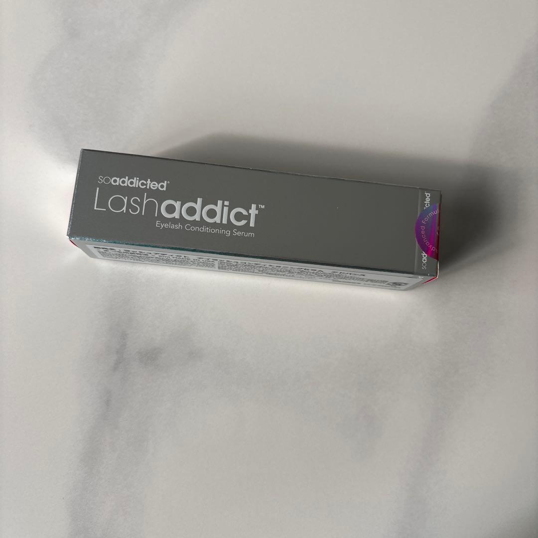 シュウ【新品未開封】ラッシュアディクト 正規品