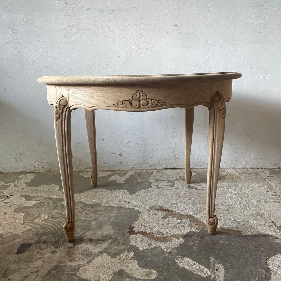 ビンテージ　ラウンドコーヒーテーブル　ラウンドセンターテーブル　猫脚　剥離