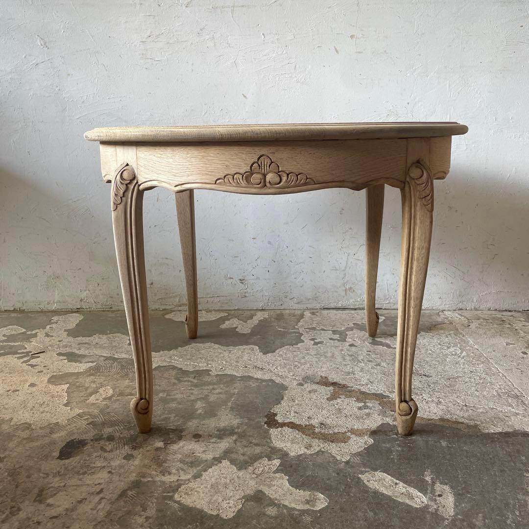 ビンテージ　ラウンドコーヒーテーブル　ラウンドセンターテーブル　猫脚　剥離