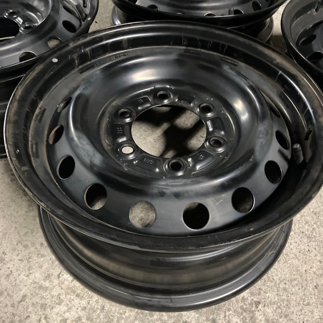 ハイエース純正スチールホイールホイールカバー付　結構綺麗　引き取り限定