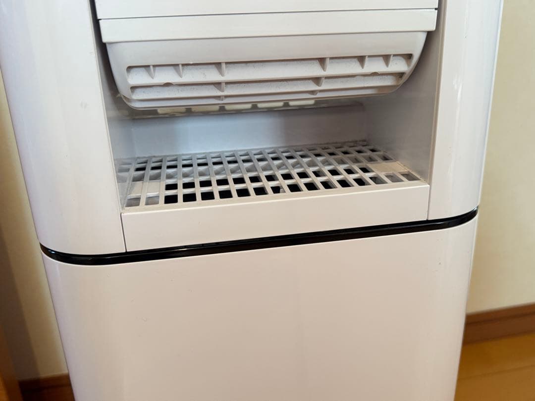 【もささ】アイリスオーヤマ 除湿機 ・乾燥機 ホワイト美品