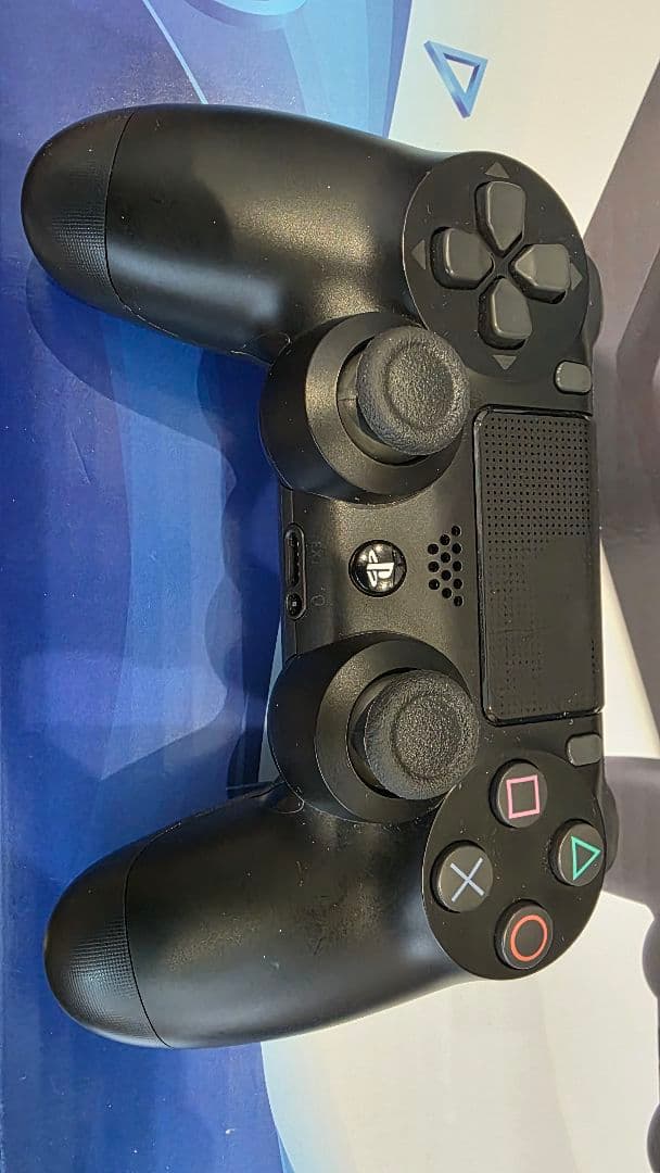 【使用時間極少ない】SONY PlayStation4 CUH-2200AB01