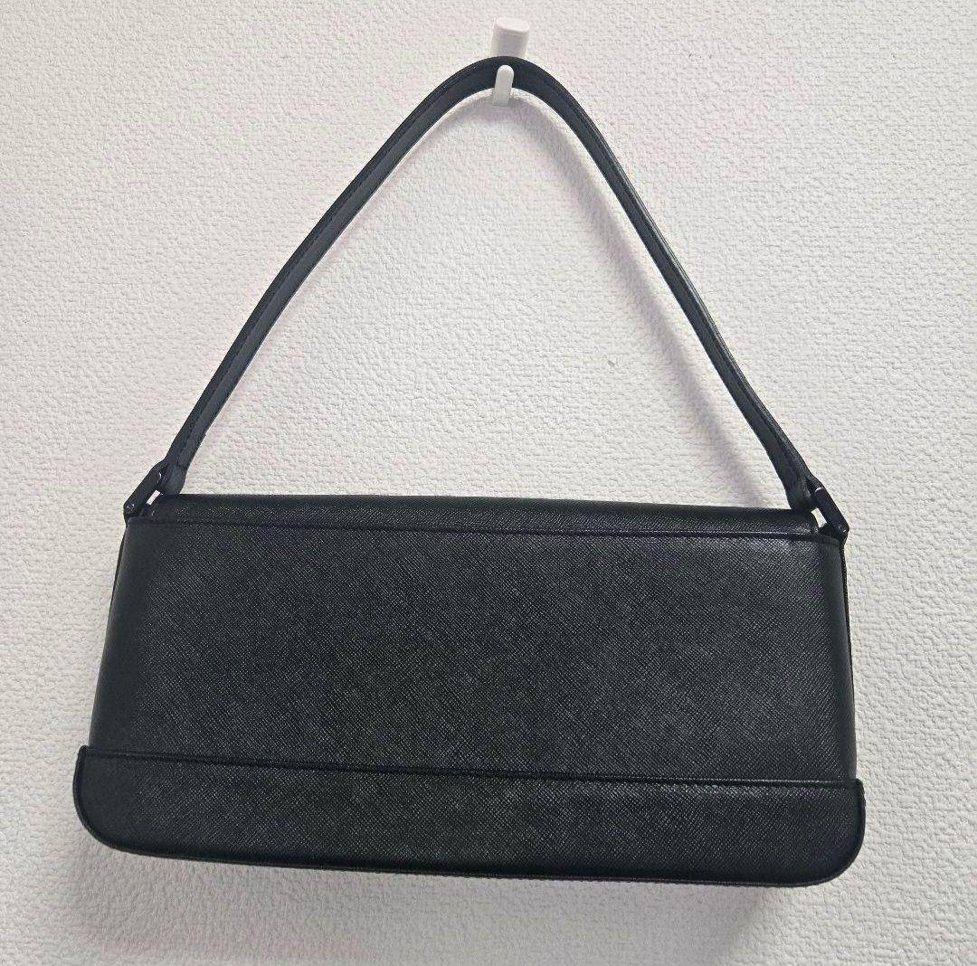 BURBERRY　 サフィアーノレザー　ワンショルダーバッグ　アクセサリーポーチ