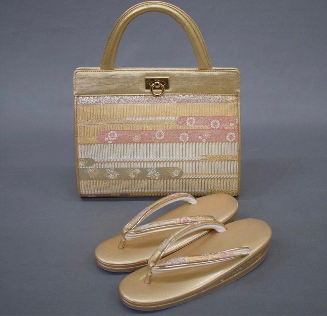 黒留袖4点　黒留袖・帯・長襦袢（衣紋抜付）バッグ草履　何かプレゼント付き！