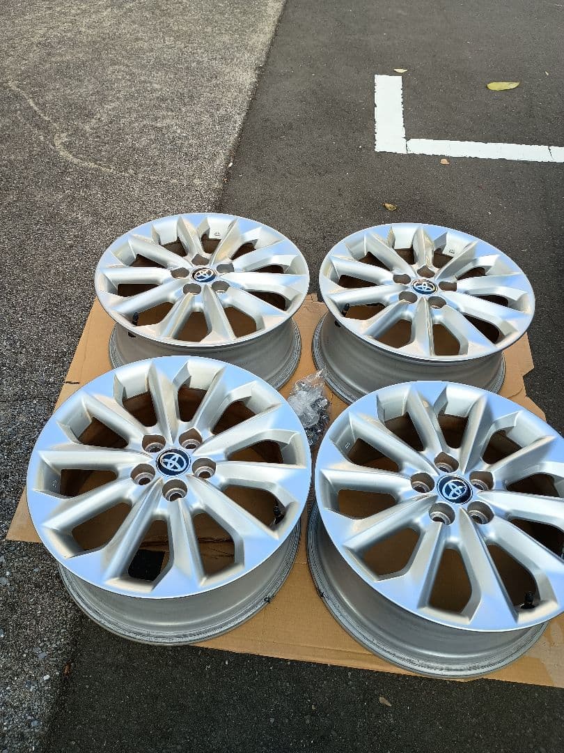 カローラ16インチ純正アルミホイール4本セットのうち２本分①