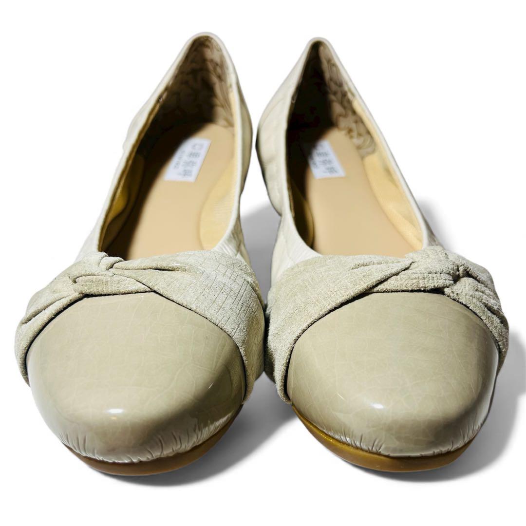 未使用級✨卑弥呼 HIMIKO クロスデザイン　袋付き　24.5 ホワイト白