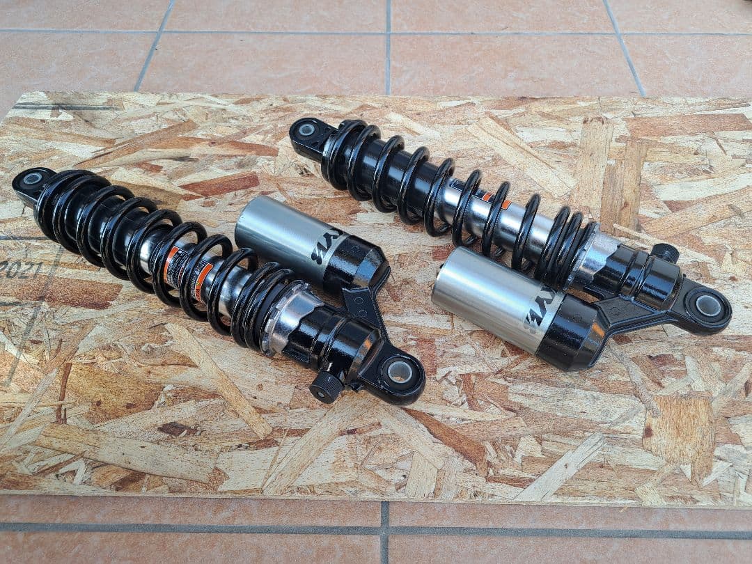 zrx1200daeg ブラックリミテッド　純正リアサスペンション