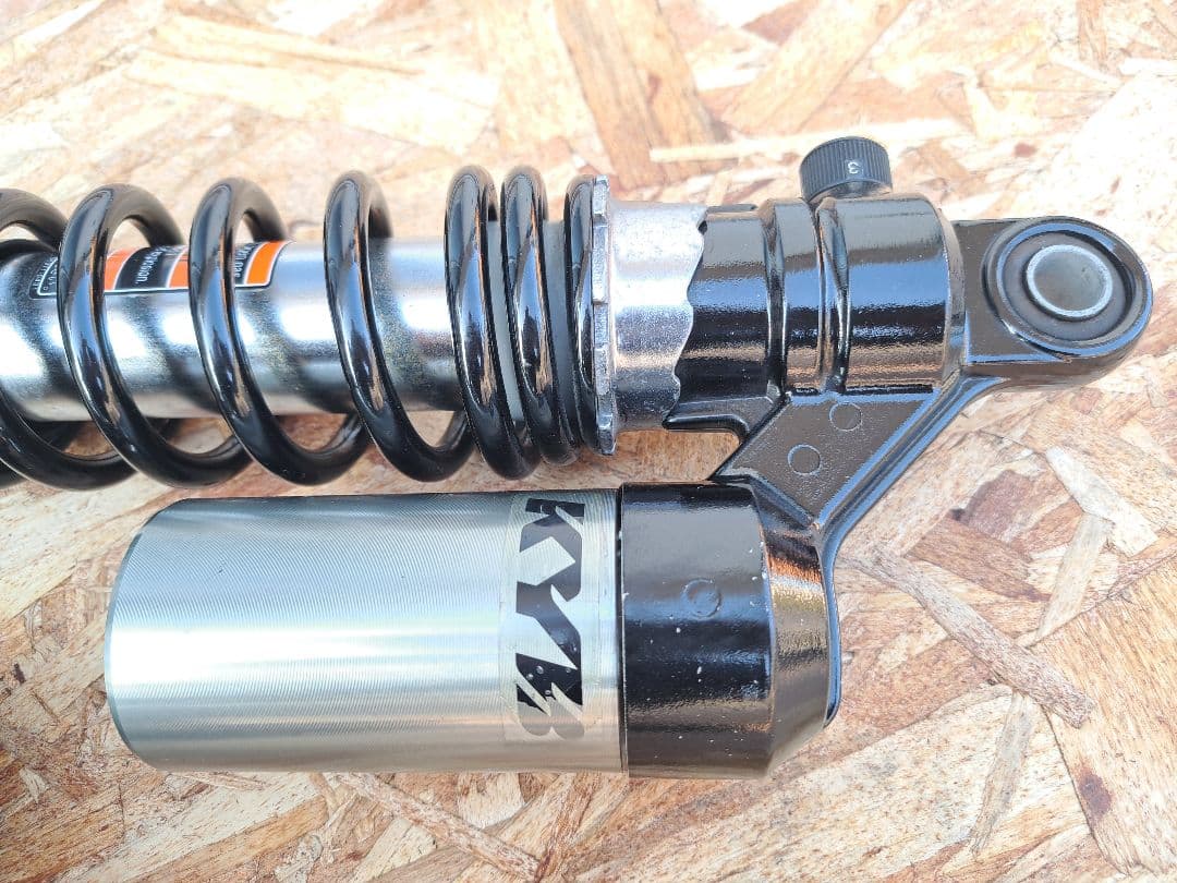 zrx1200daeg ブラックリミテッド　純正リアサスペンション