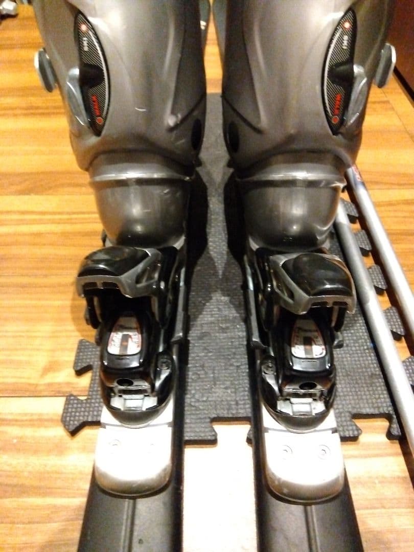 高品質！NORDICA/学生・男性用/カーボンスキーセット・メンテ・WAX済み✔