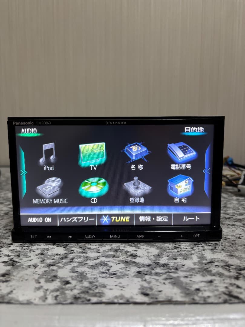 カーナビ CN-RE06D