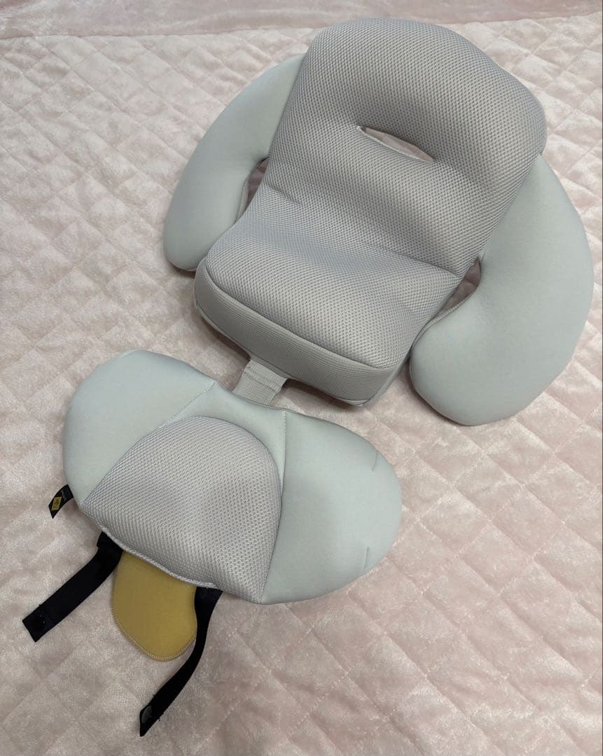 チャイルドシート　Combi THE S シリーズ　エッグショック　ISOFIX