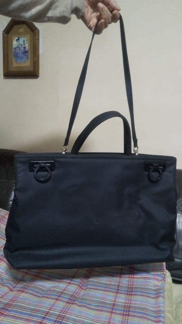 フェラガモのビジネスバッグ