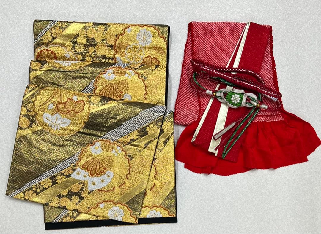 振り袖　フルセット　長襦袢付　枝垂れ桜　金彩加工　刺繍入り　銀通し　757