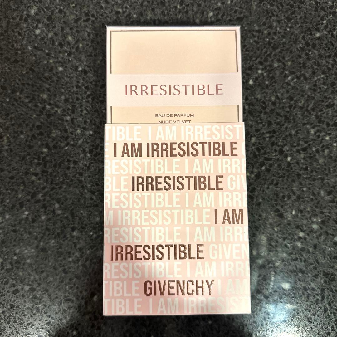 【新品未開封】80mlジバンシィ イレジスティブル ヌード ベルベット