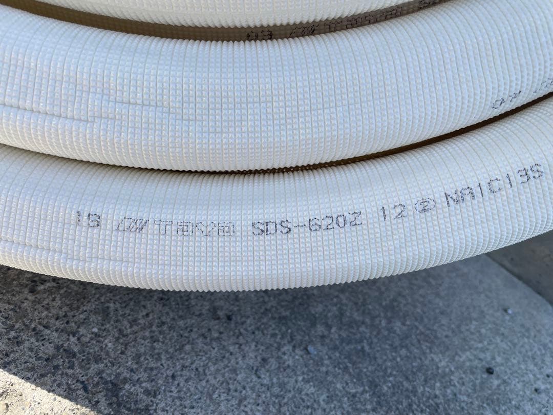 TOYO19.05 ６分20ミリ保温　新品20メートル