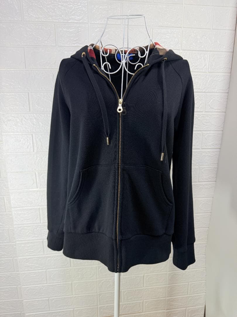 BLUE LABEL クレストブリッジ ブラックパーカー サイズ40 (L) 黒