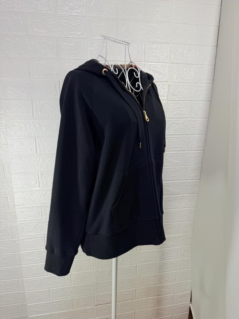 BLUE LABEL クレストブリッジ ブラックパーカー サイズ40 (L) 黒