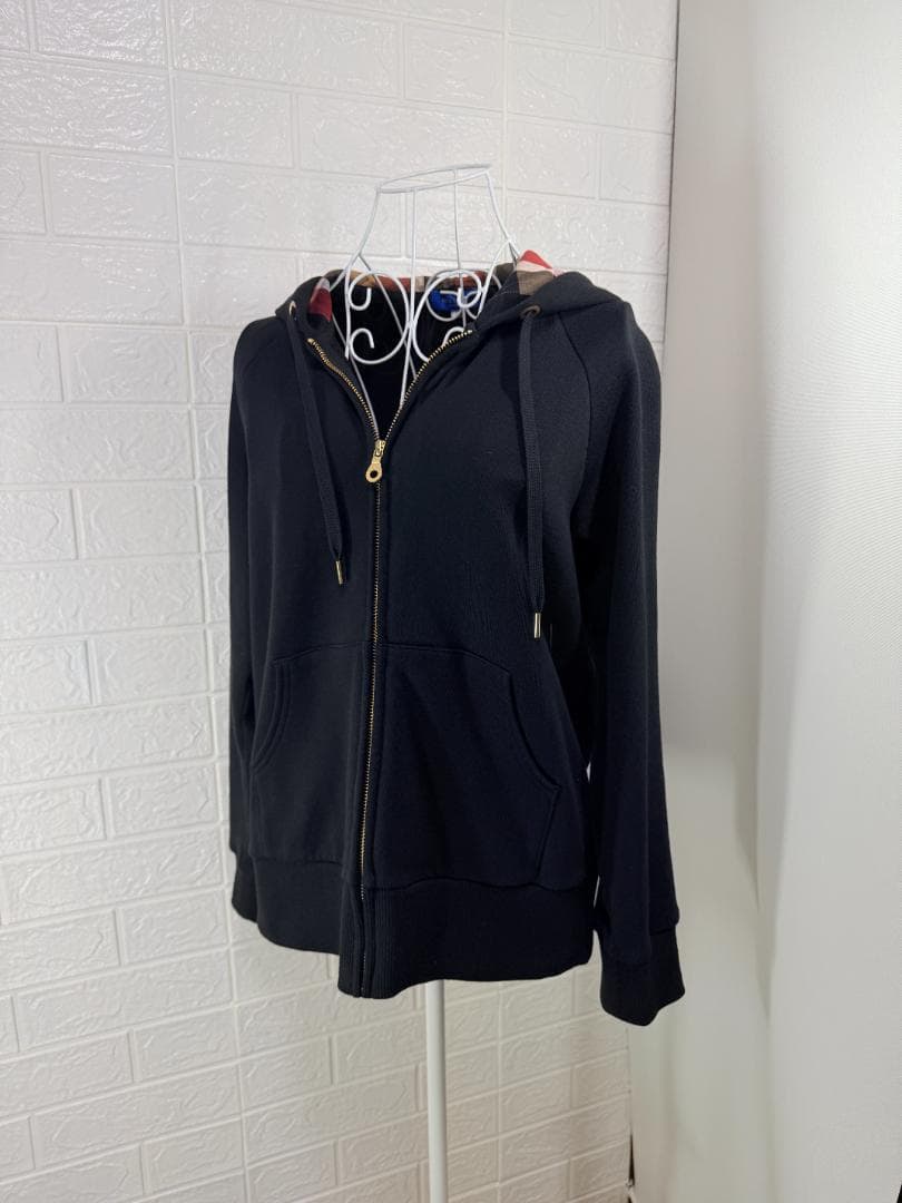 BLUE LABEL クレストブリッジ ブラックパーカー サイズ40 (L) 黒