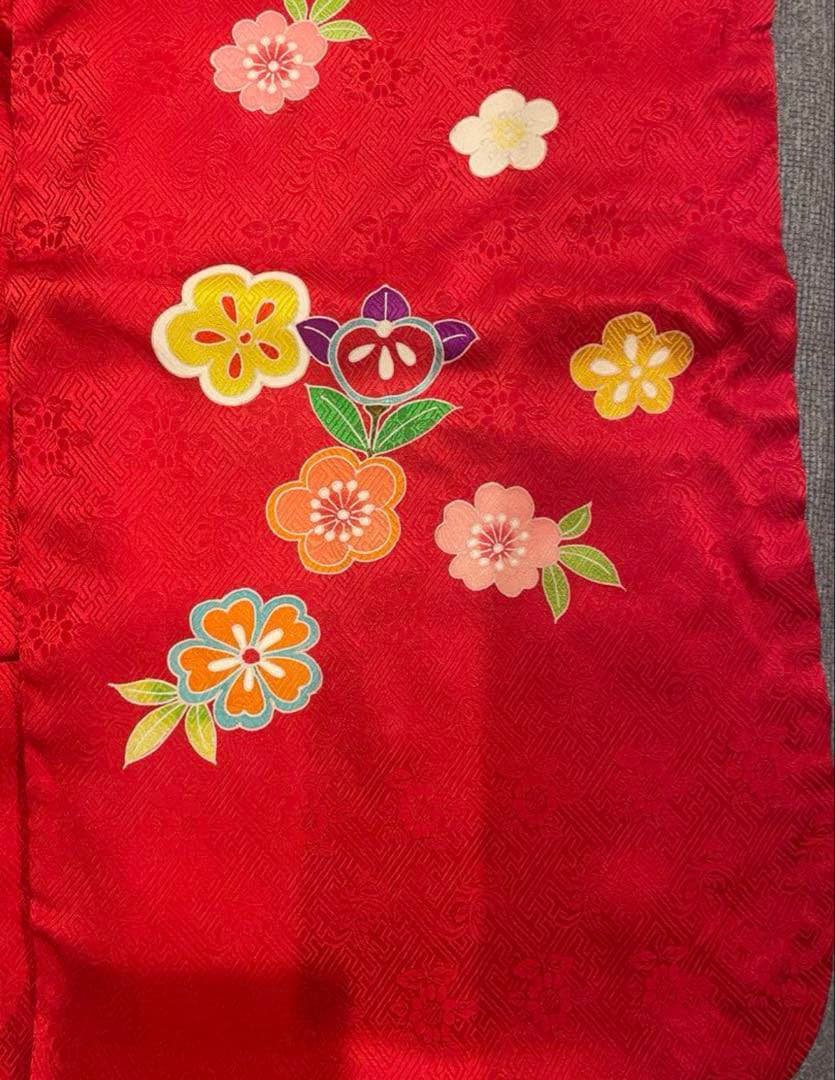 七五三　【新品: 被布+ 美品: 着物 】　千總　赤と白　紅白　花柄被布着　3歳