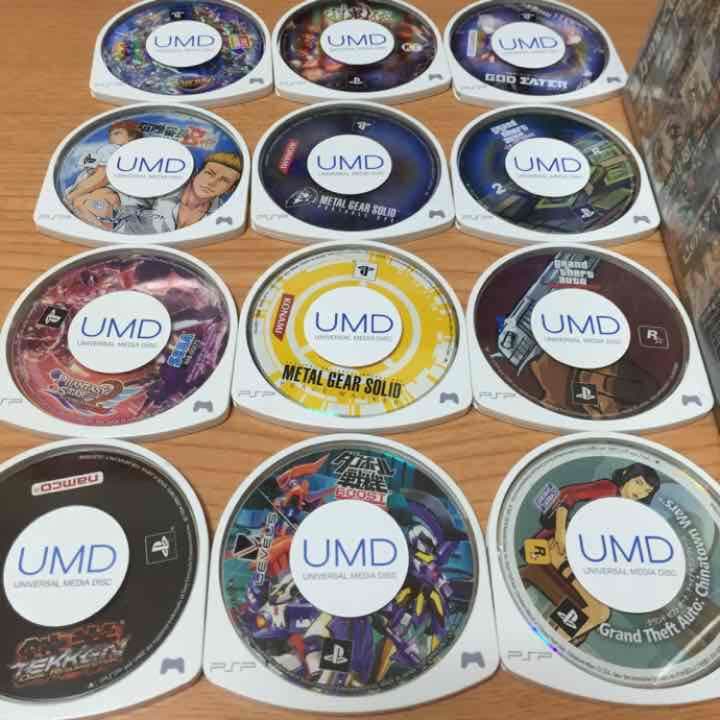 【激安】 PSP本体 ＋ ソフト多数♫