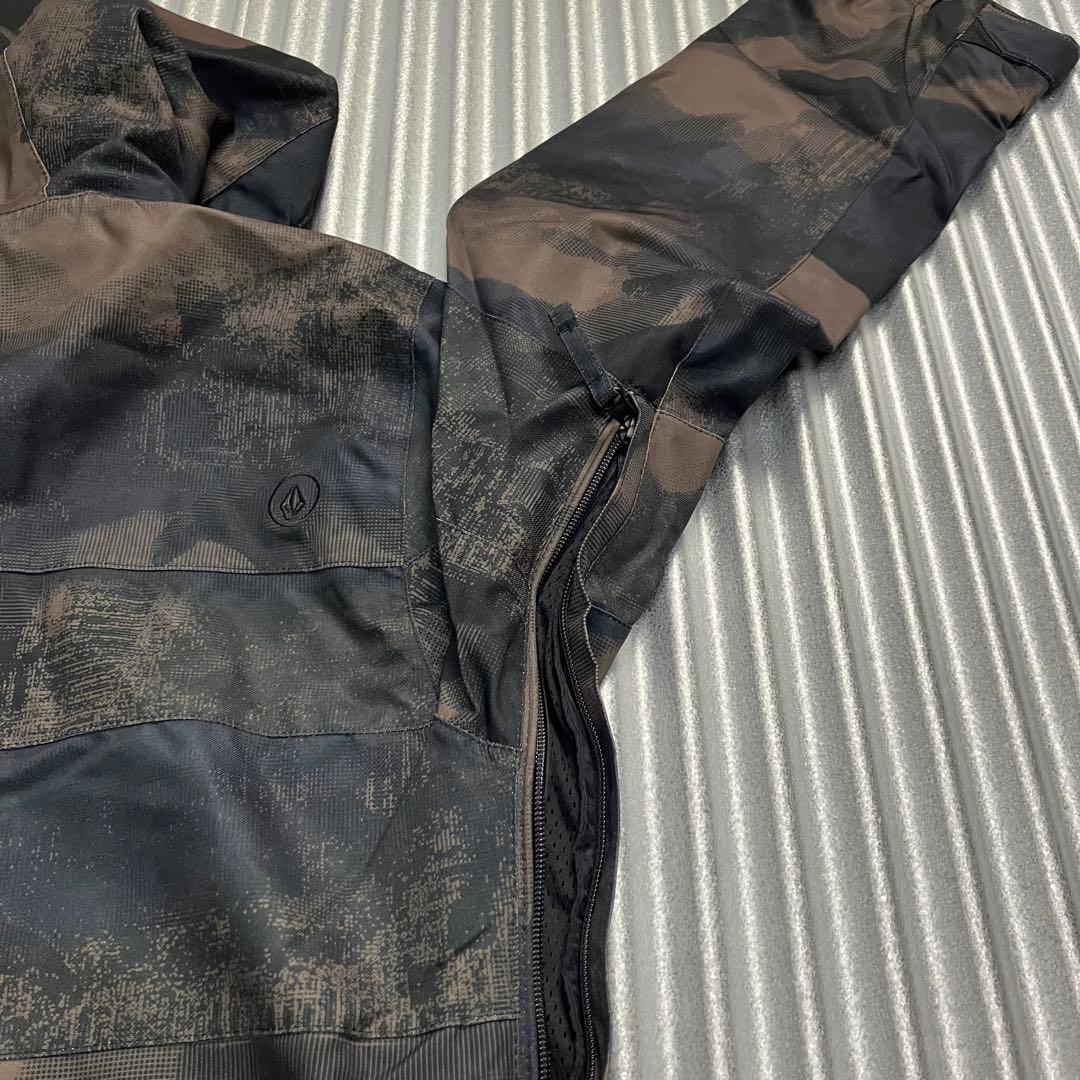 未使用　ボルコム　VOLCOM　スノボウェア　パンツ　メンズ　M　迷彩　アーミー