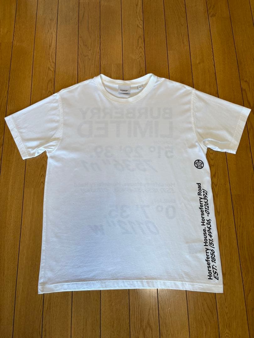 バーバリー　BURBERRY ティシャツ　レディース