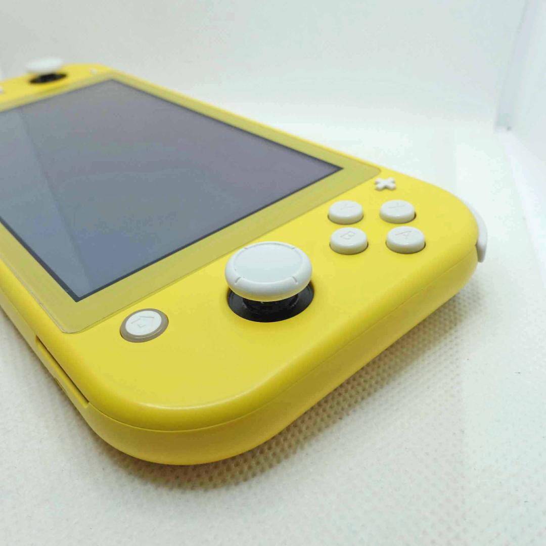 【初期化済・美品】Nintendo switch lite +充電用ACアダプタ