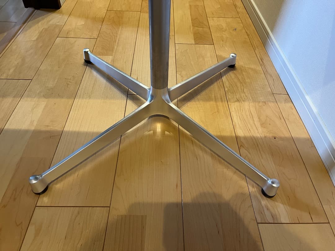 カフェテーブル