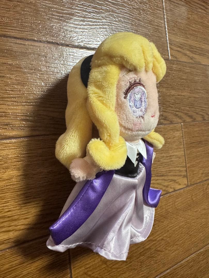 眠れる森の美女 オーロラ姫 ぬいぐるみキーチェーン Tiny