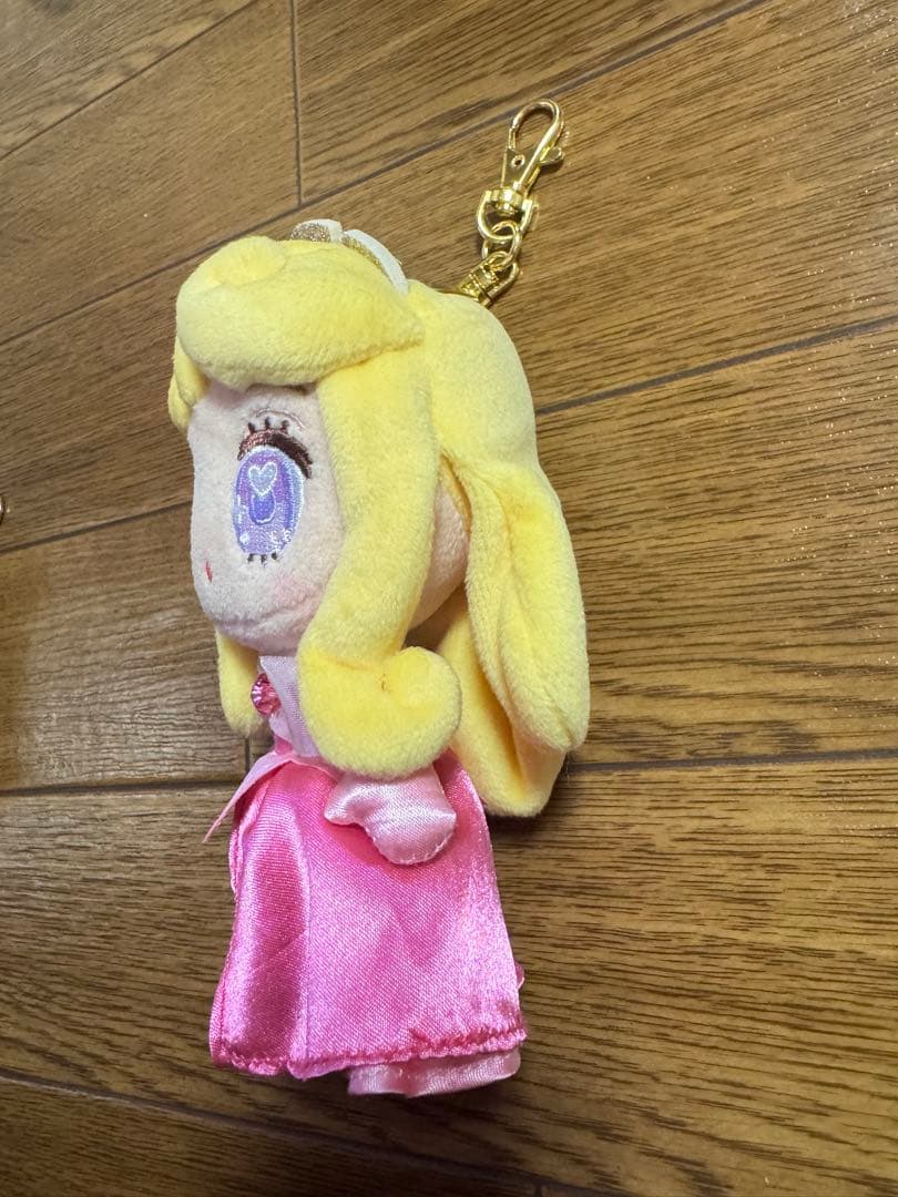 眠れる森の美女 オーロラ姫 ぬいぐるみキーチェーン Tiny