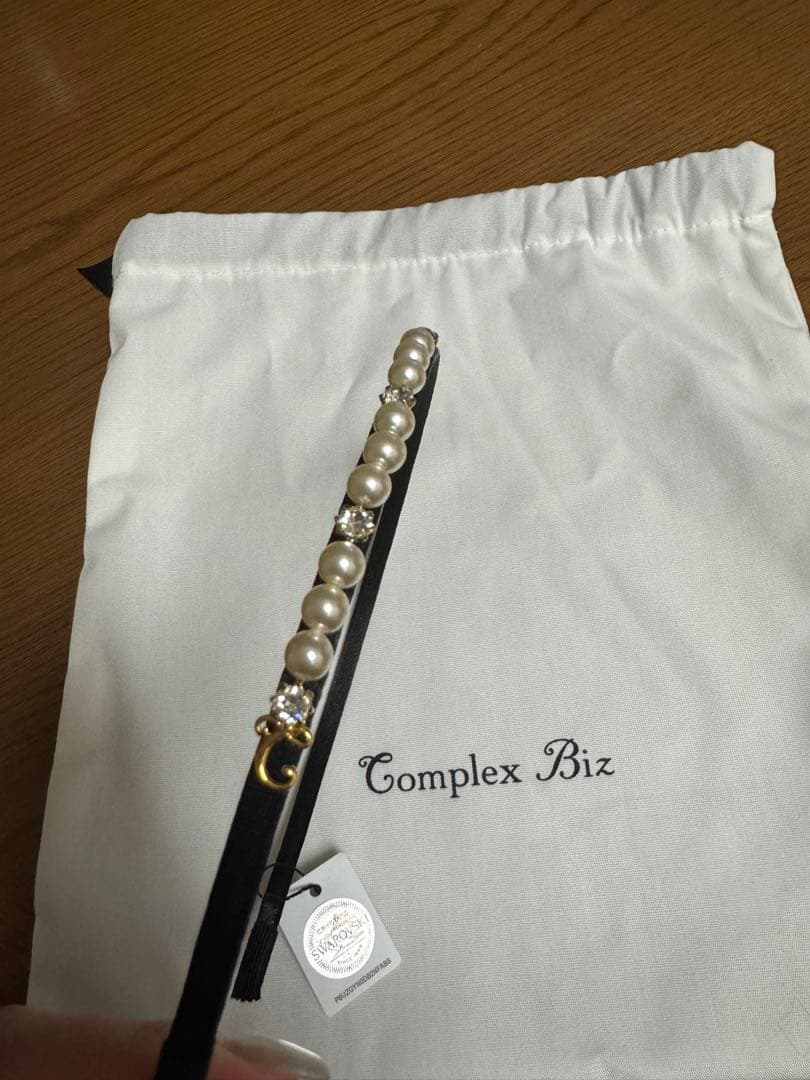 【未使用】Complex Biz パール装飾 カチューシャ