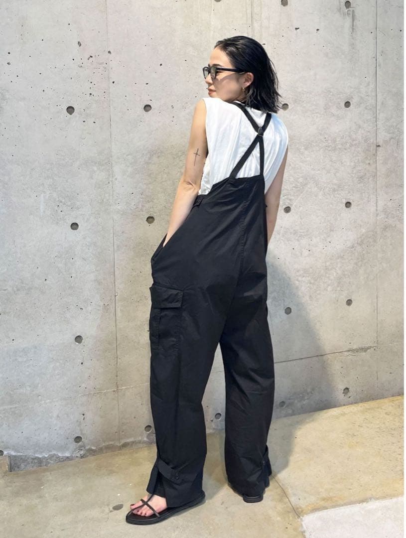 お値下げ★ungridアングリッド★ミリタリーらルーズサロペット★F ブラック