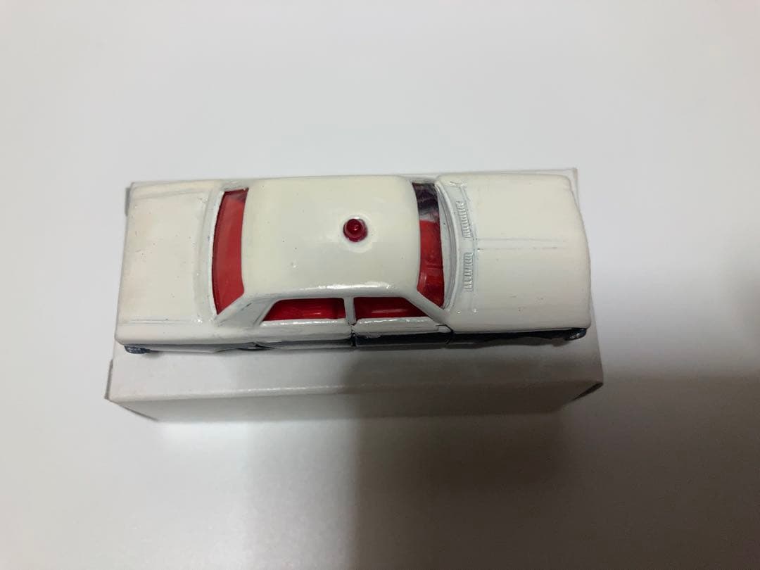 トミカ　日本製　クラウン　パトロールカー　1Aホイール　シール付き