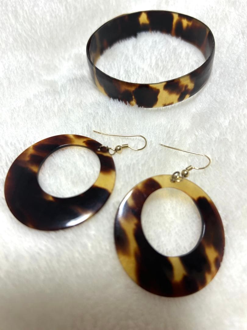 本鼈甲　ブレスレット・ピアスセット