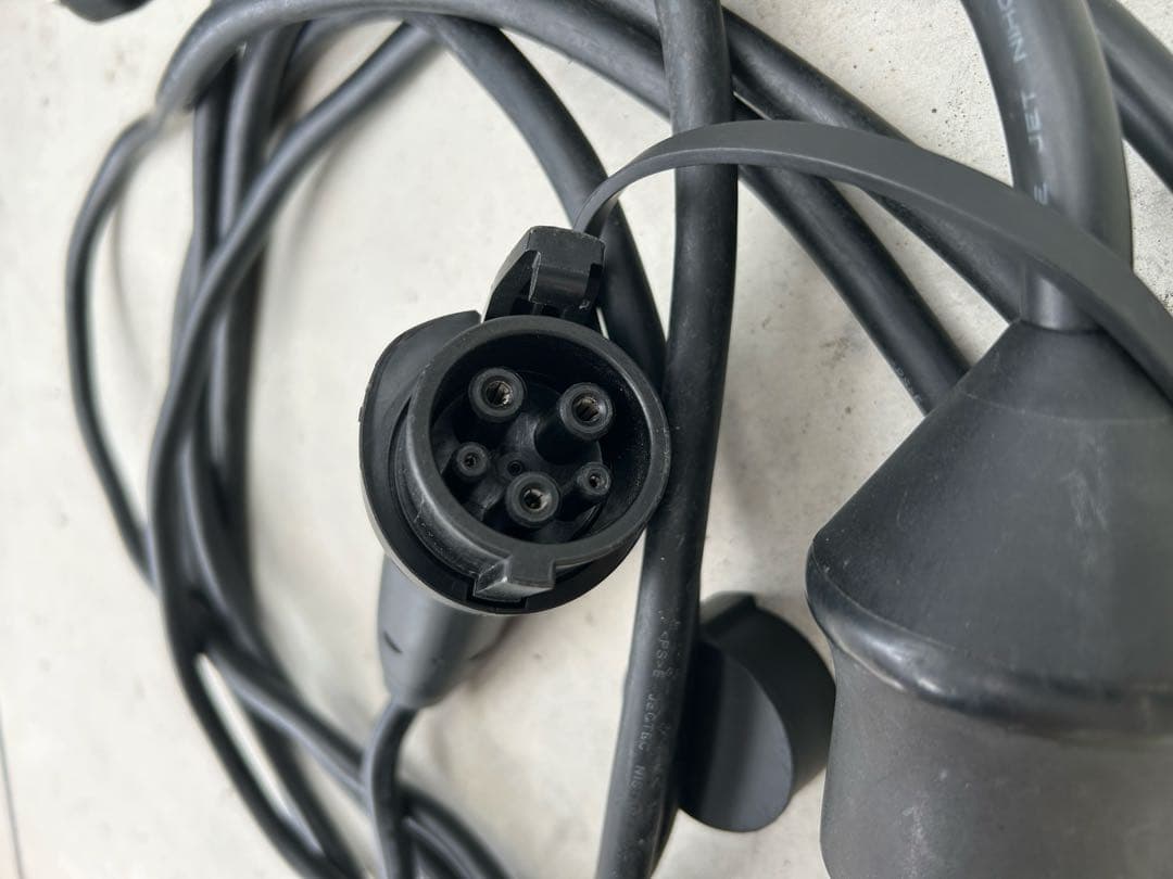 VOLVO 純正 EV PHEV 電気自動車 充電ケーブル32257793