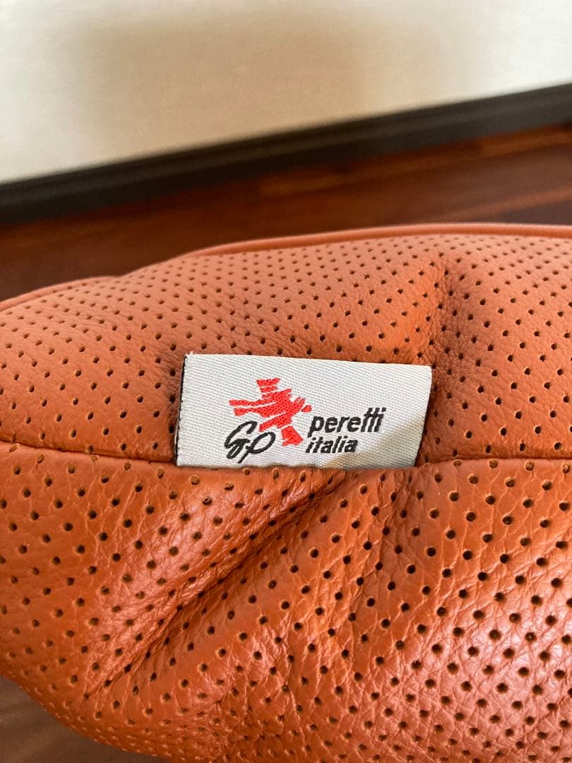 ケルヴィンジョルマーニ レザークッション セット　ブラウン