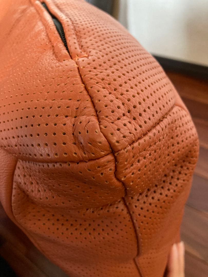 ケルヴィンジョルマーニ レザークッション セット　ブラウン