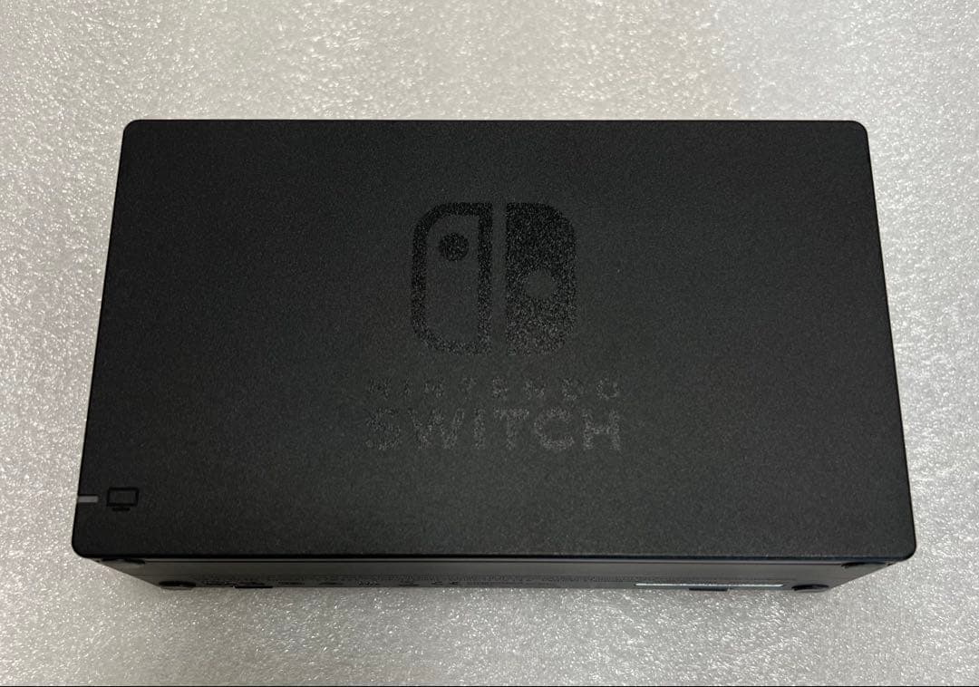 【良品】Nintendo Switch本体 バッテリー強化版 ケース ソフト付き