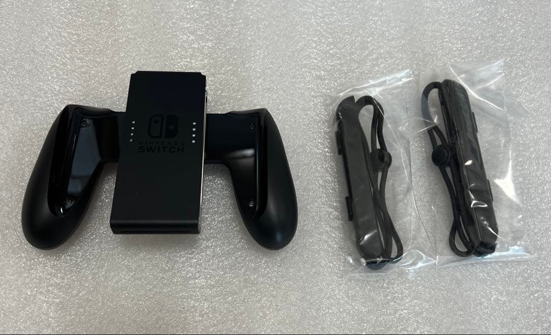 【良品】Nintendo Switch本体 バッテリー強化版 ケース ソフト付き