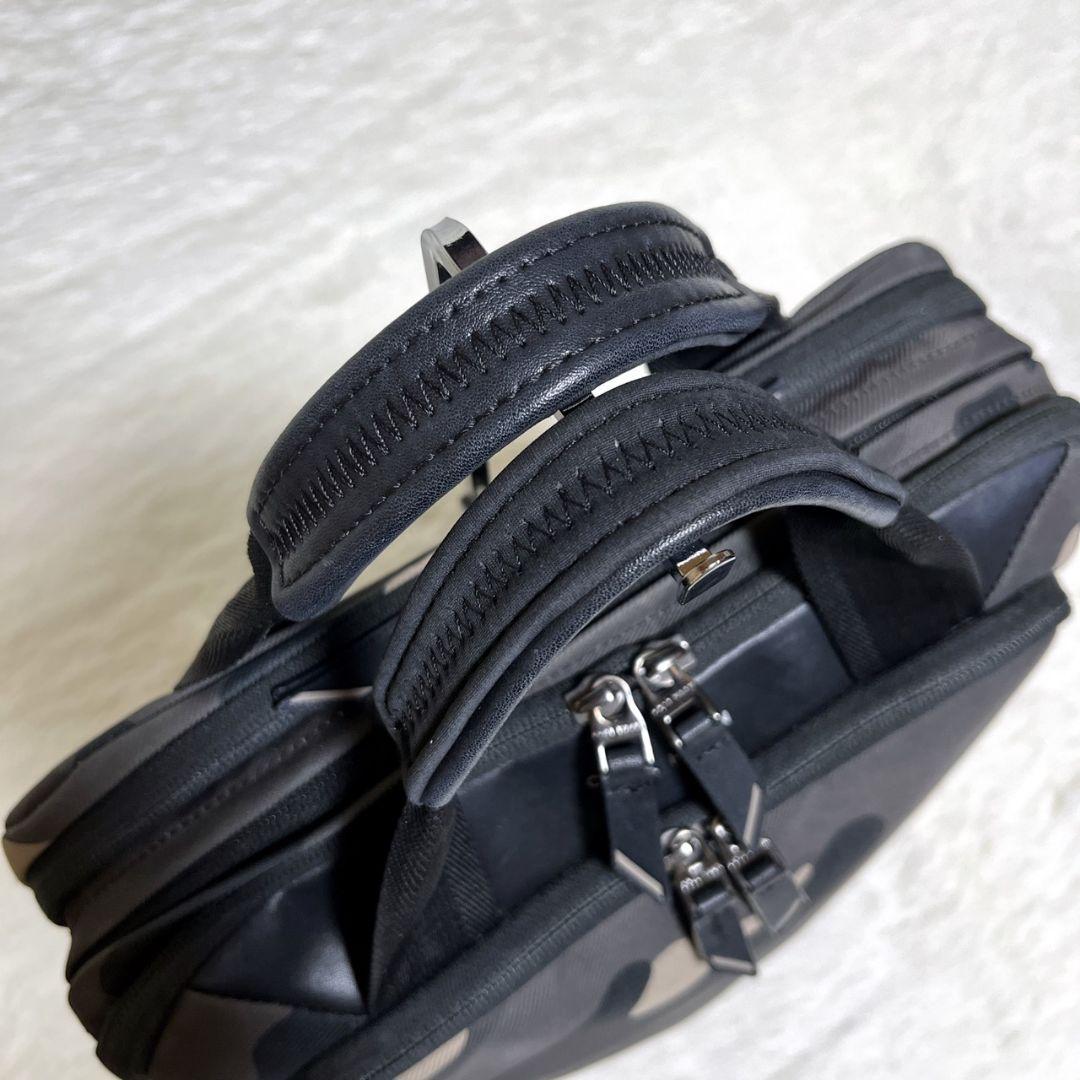 ​【本日限定価格】 コールハーン ゼログランド 2in1 バックパック 迷彩