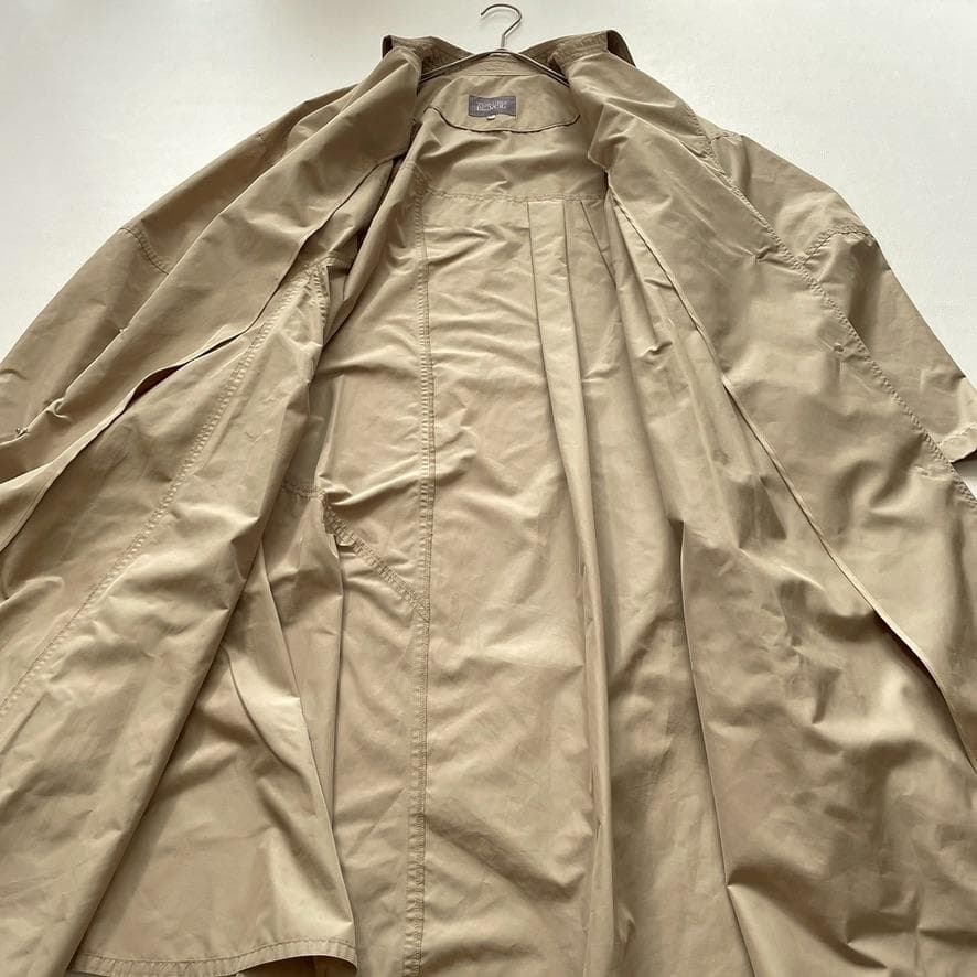 【美品】トクコプルミエヴォル　Aラインロングコート アシンメトリー ベージュ