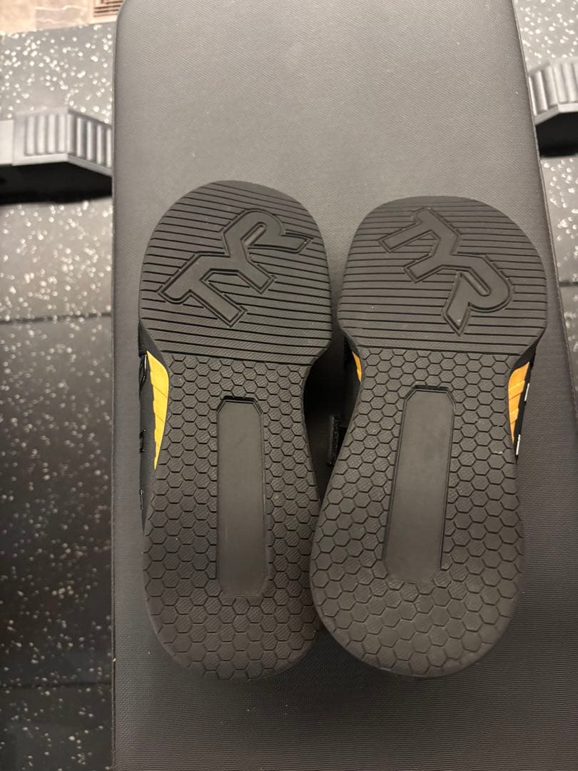 スクワットシューズ TYR 27センチ