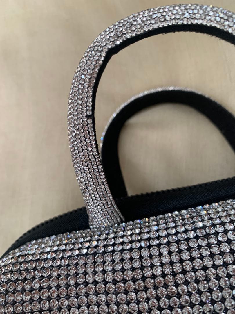 アディダス　adidas ラインストーンクラッチバッグ　完売品