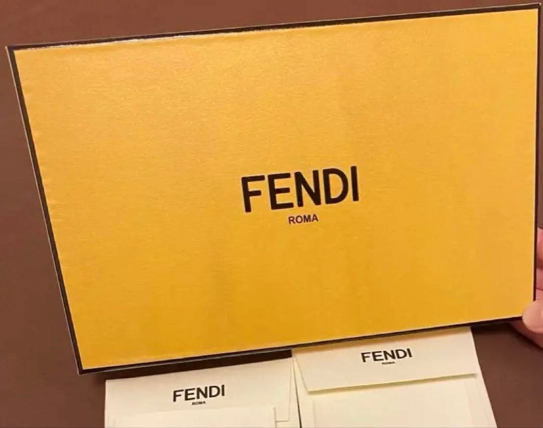 【新品未使用】FENDI フェンディ バケットハット リバーシブル