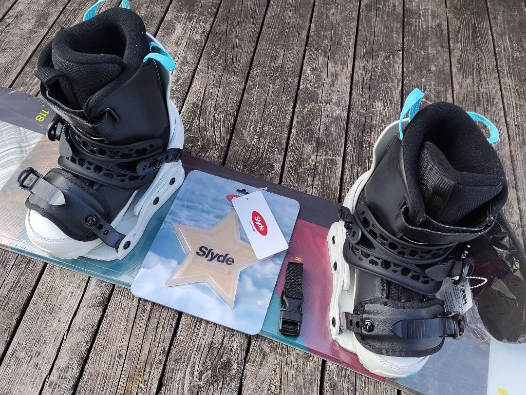 新品子供用スノーボード3点セット HEAD 118cm ビン BOAブーツ 22